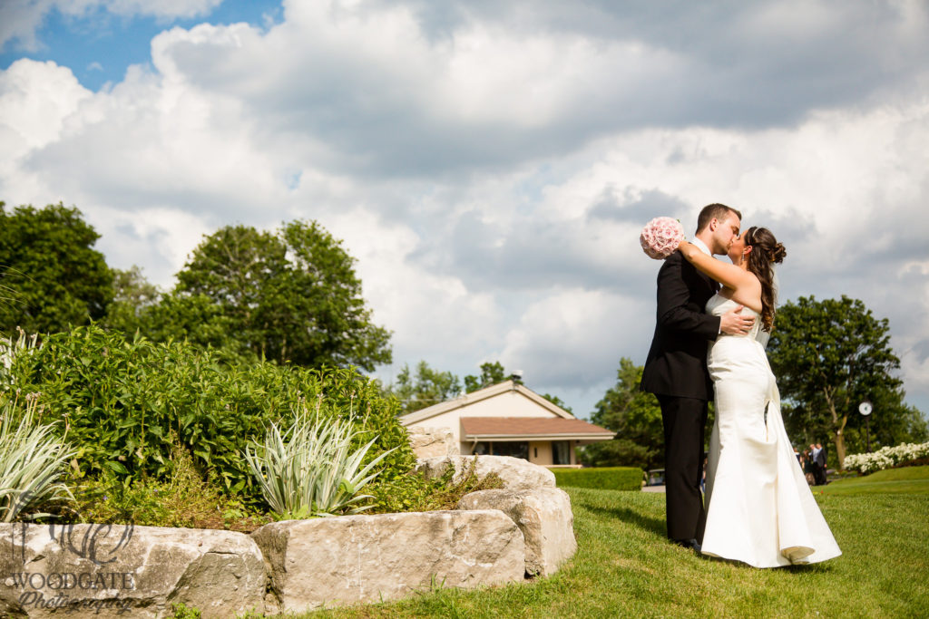 highland golf course, highland golf course london ontario, highland wedding photography london ontario, wedding photos london ontario, golf course wedding photography london ontario, golf course wedding, highland golf course wedding,