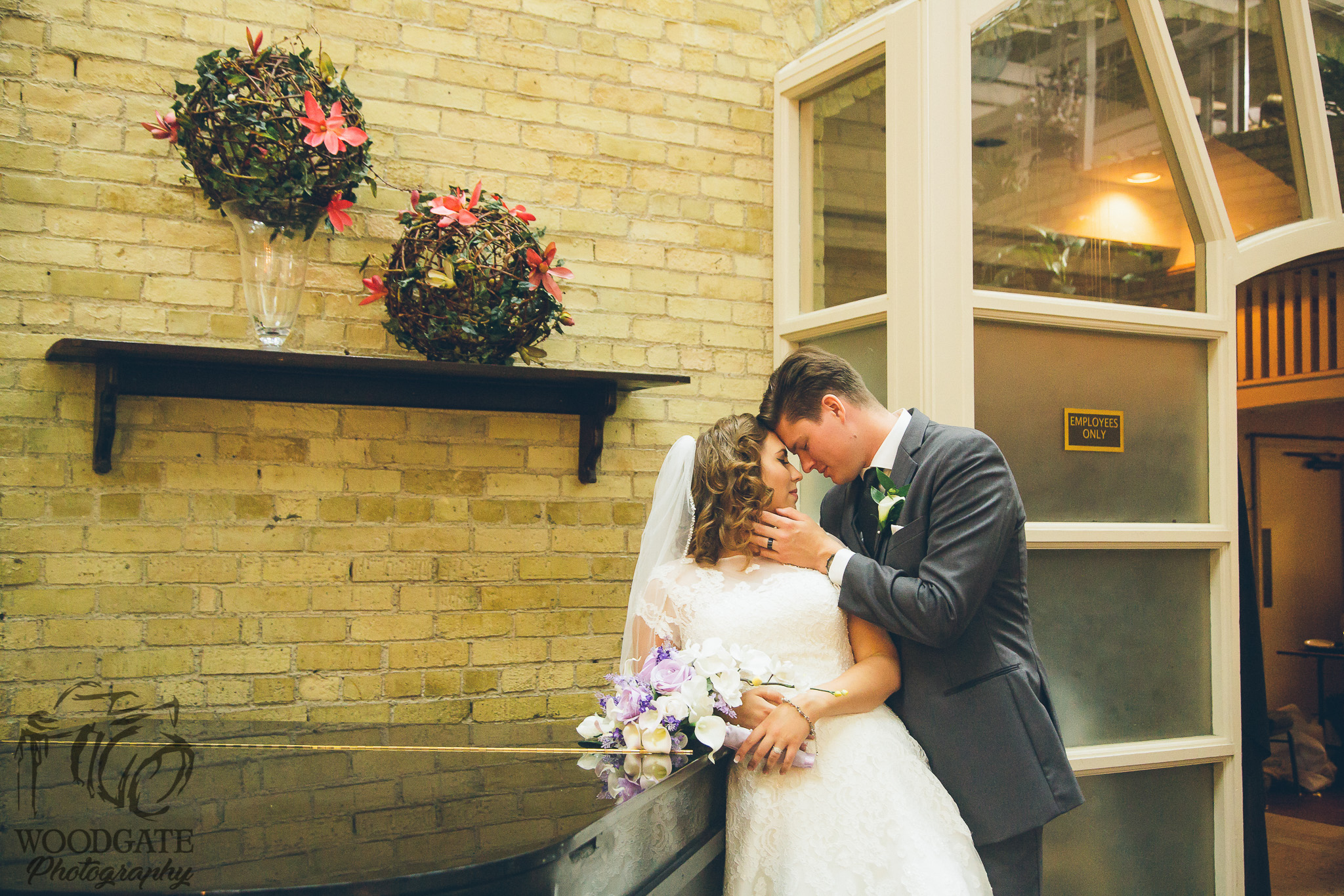 Delta London Armouries wedding Photography, London ontario wedding photography