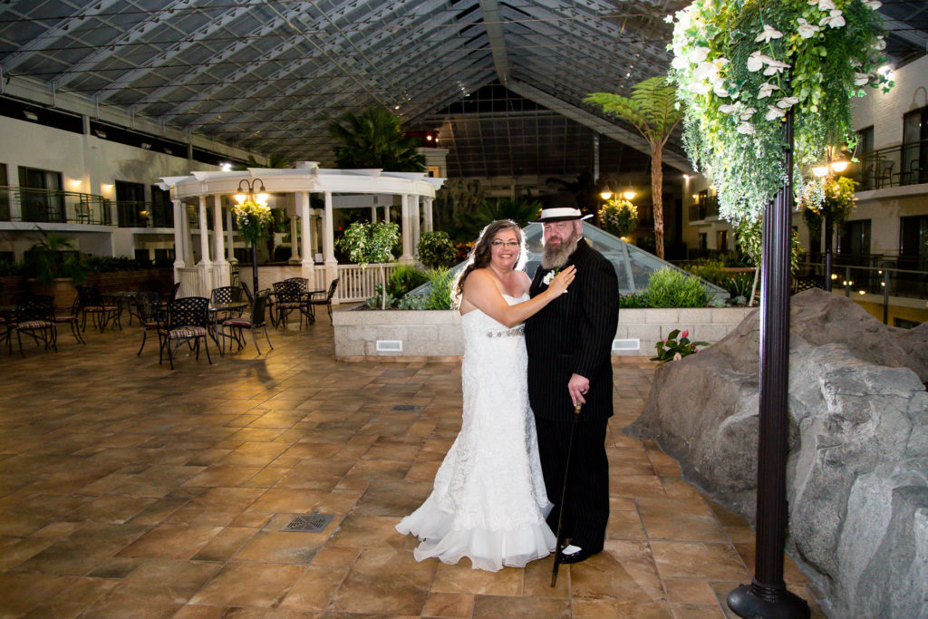 Lamplighter Inn Wedding Photographer