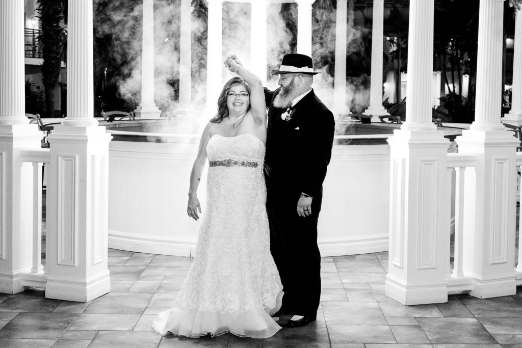 Lamplighter Inn Wedding Photographer