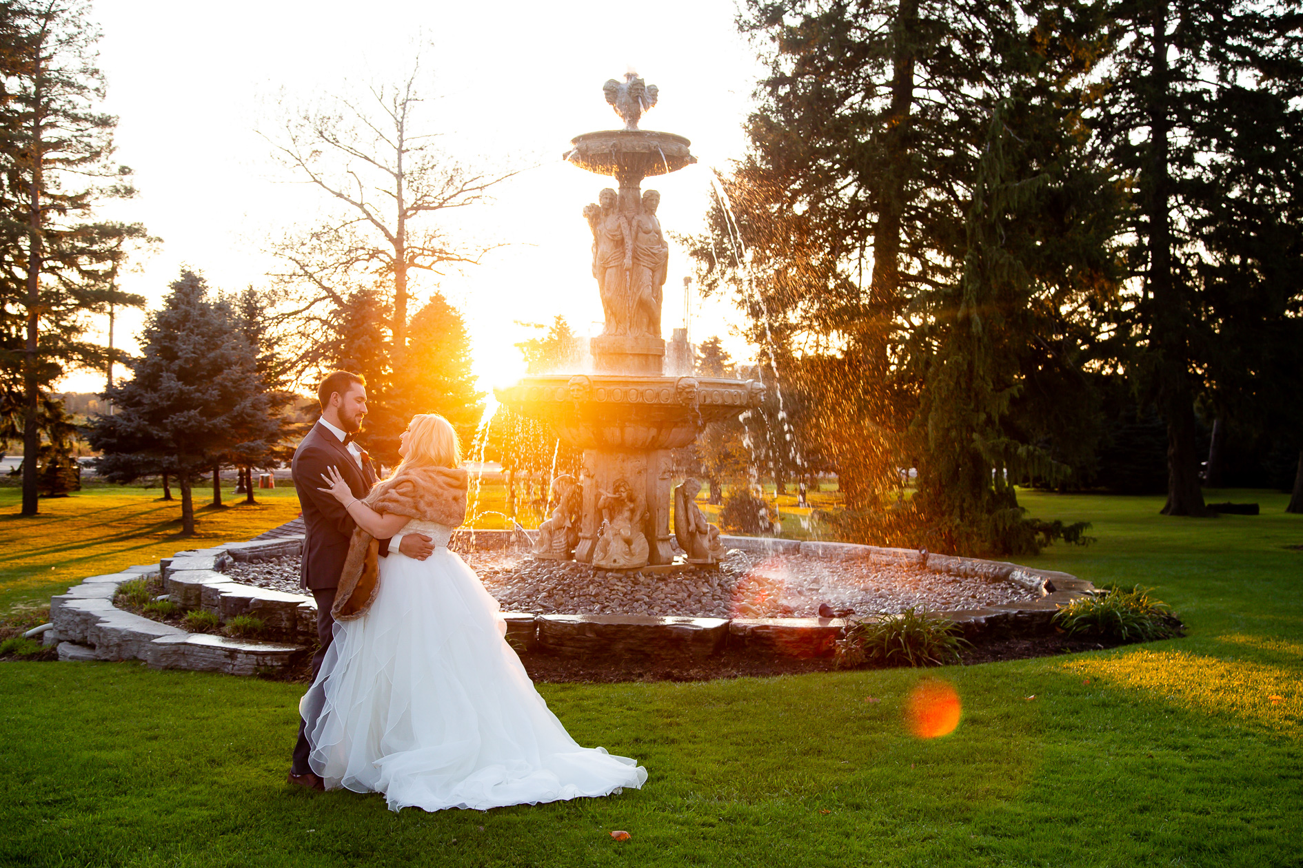 Wedding Photographer Elm Hurst Inn