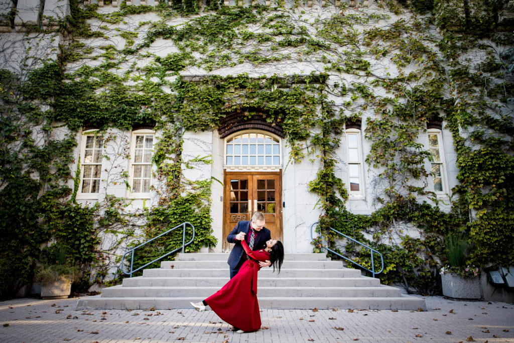 Engagement session Ivey Park old court house