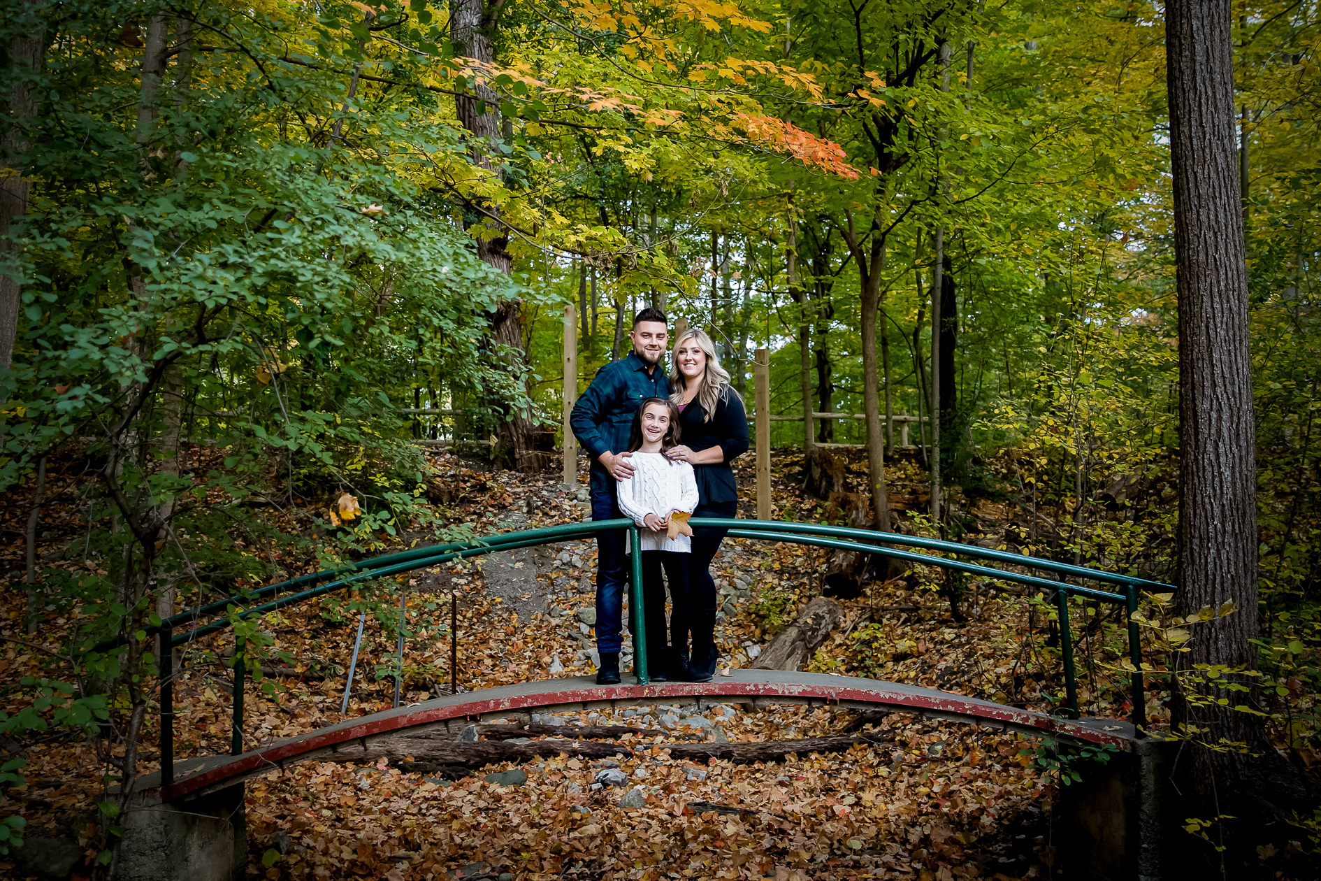 Fall engagement photographer Wonderland Gardens