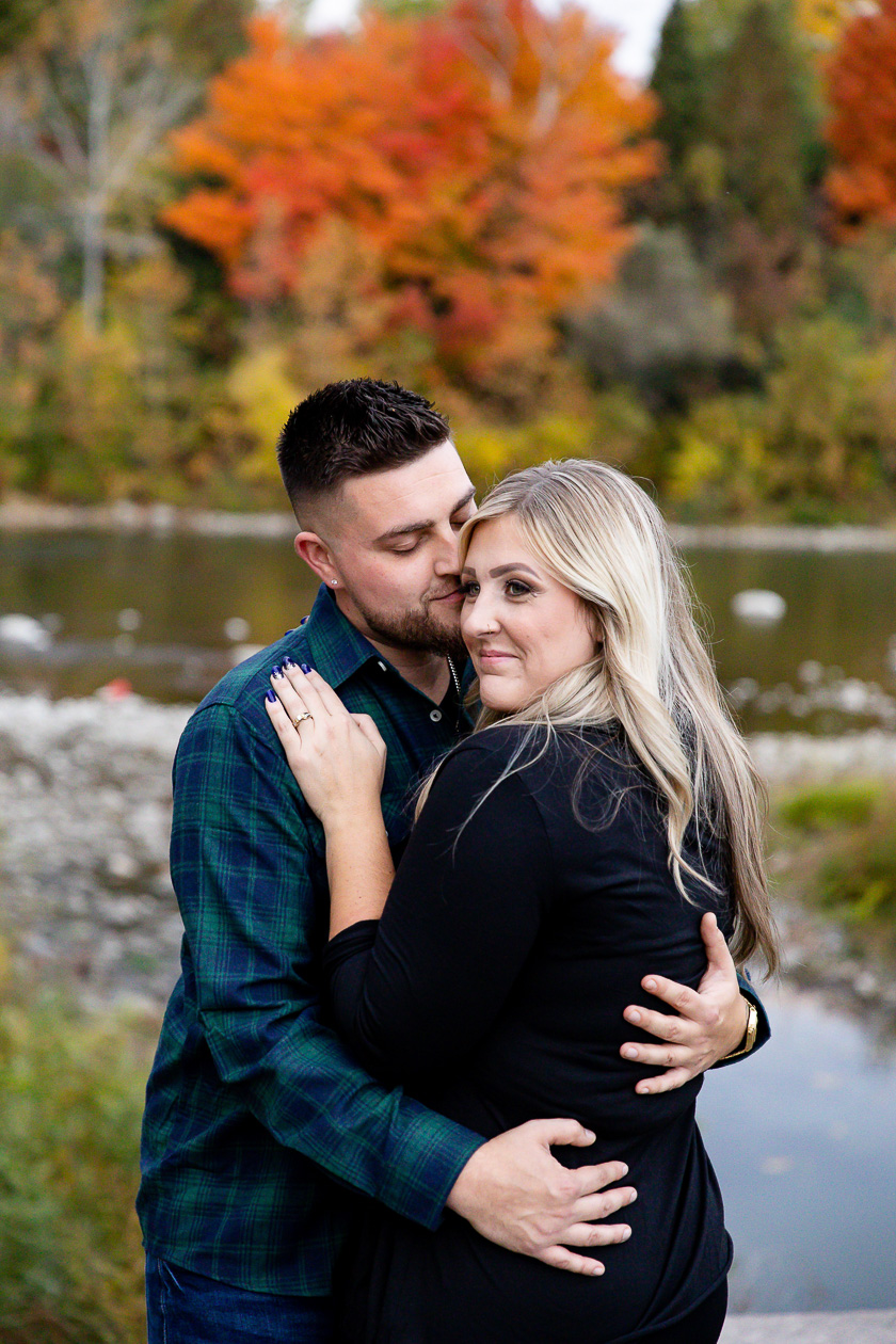 Fall engagement photographer Wonderland Gardens