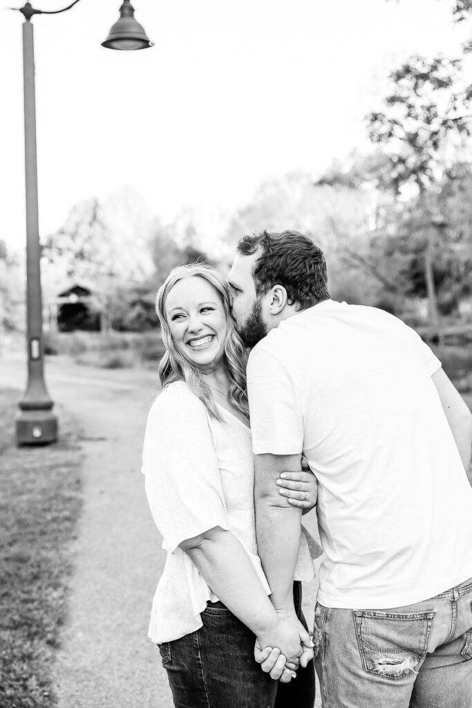 Engagement photos Thomas Ingersoll Scenic trail