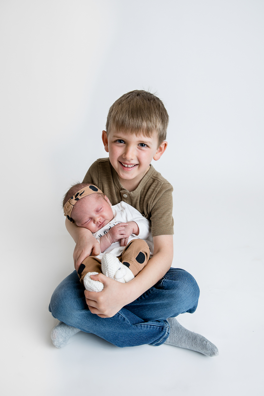 newborn photo London Ontario