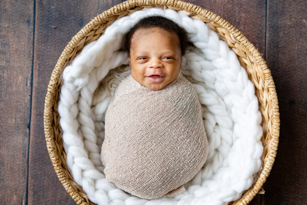 newborn photo London Ontario