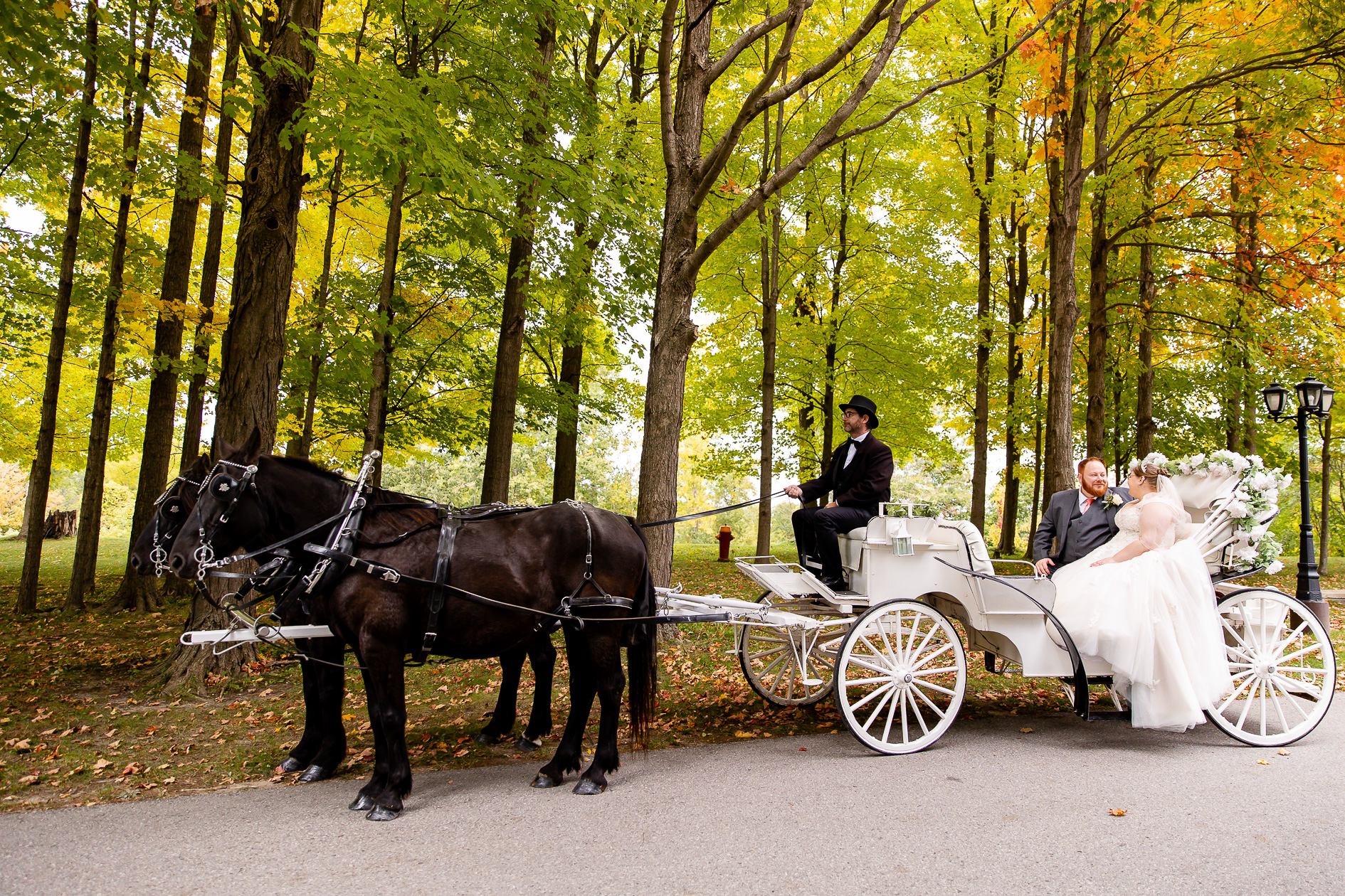 Fall wedding photography Elmhurst Inn