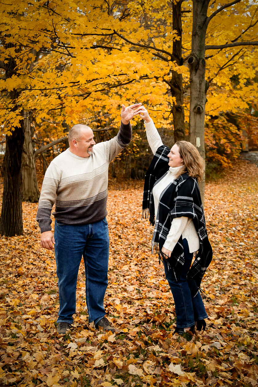 Fall Wonderland Gardens Engagement Photos