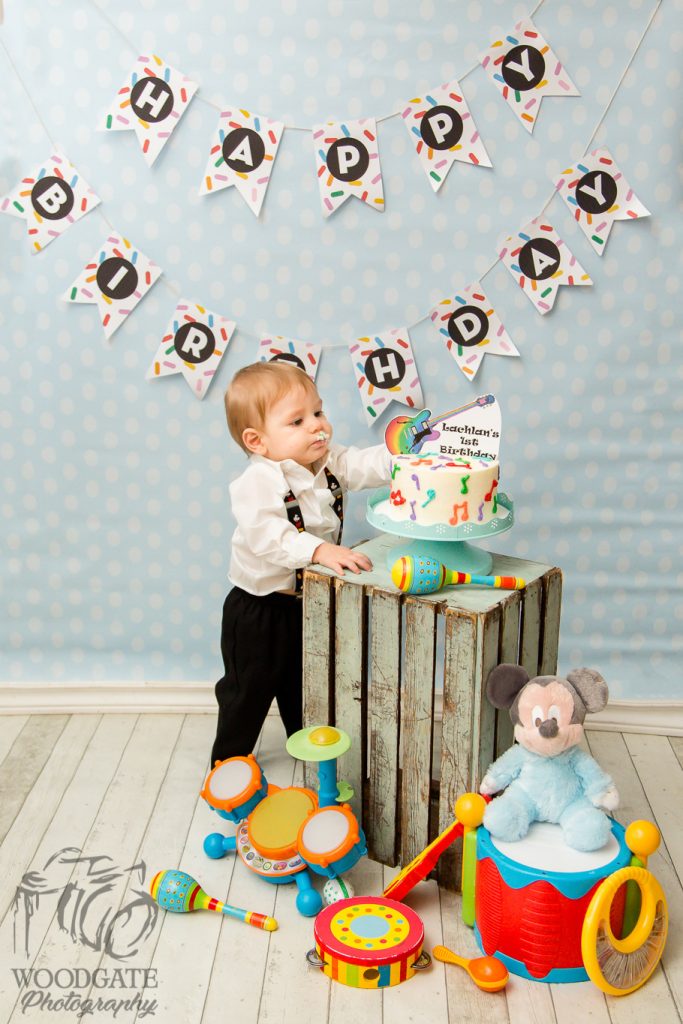 cake smash photos London Ontario