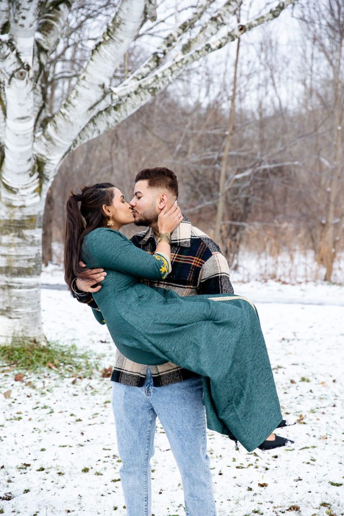 Winter Engagement at Gibbons Park
