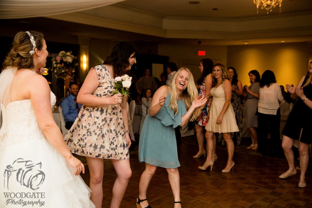 rose chapel wedding photographer, rose chapel wedding, best western stoneridge wedding, london ontario wedding photographer, london photographer ontario, wedding photos ontario, wedding photos london ontario