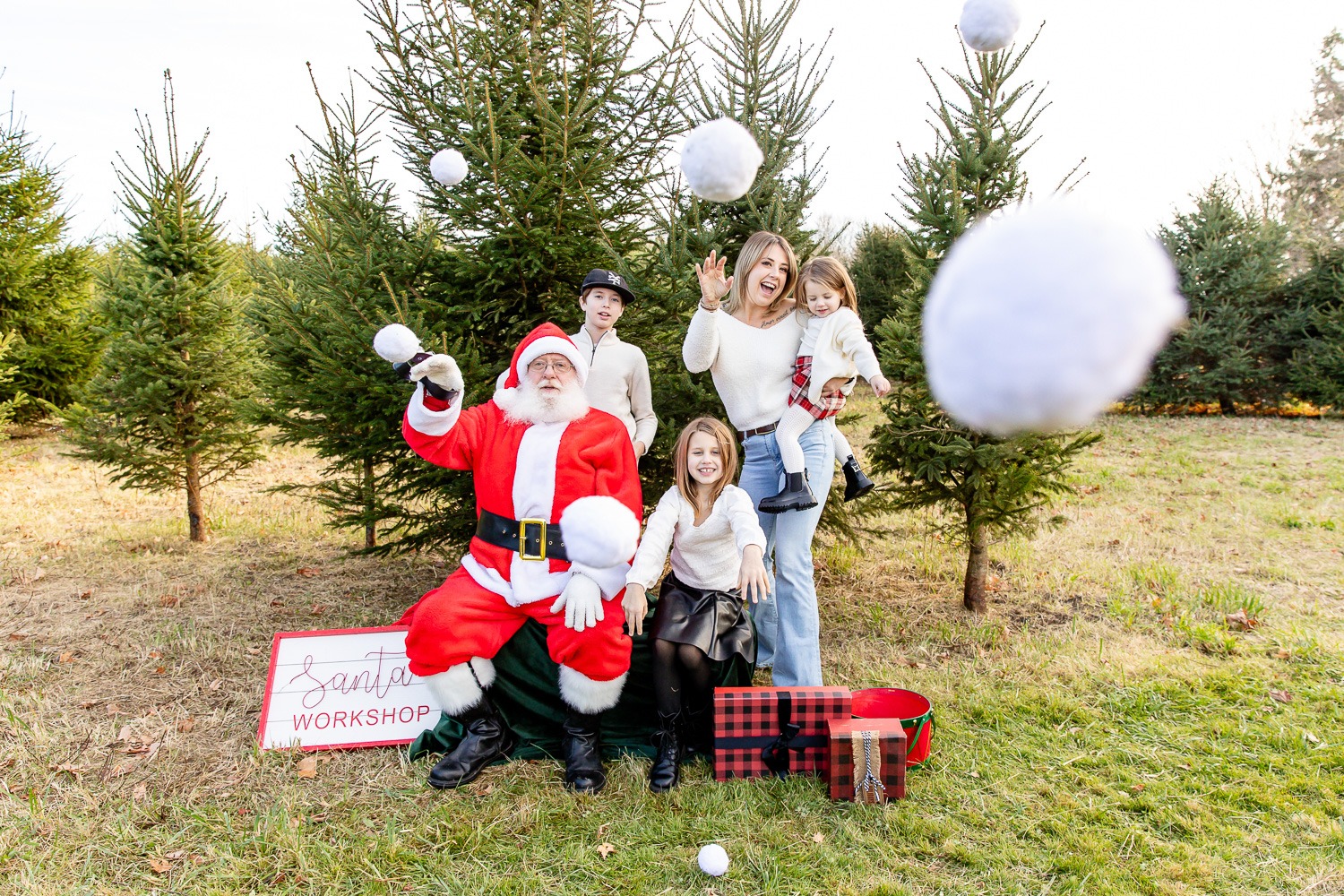 Mini Sessions photography London Ontario santa