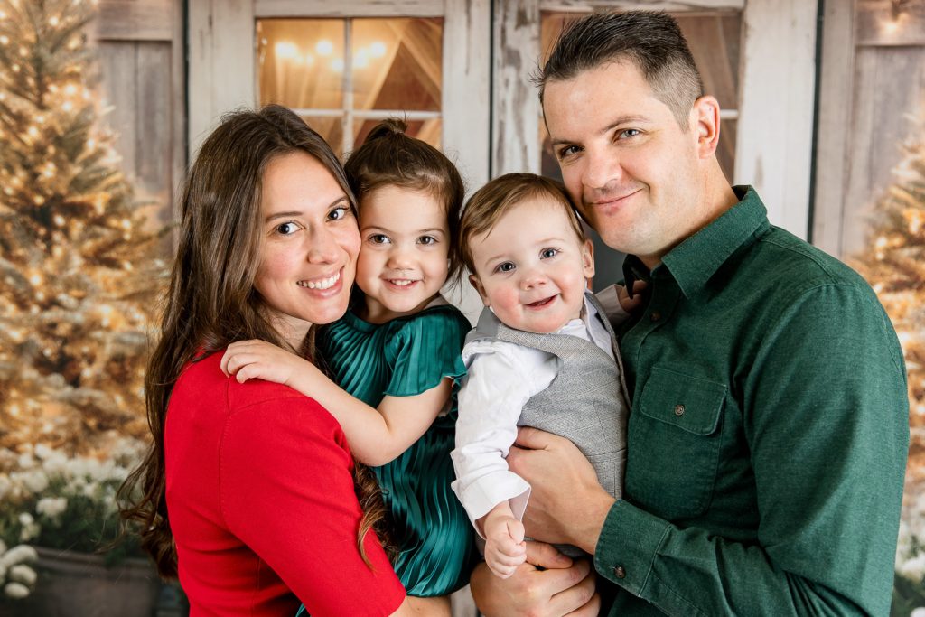 Christmas mini session photo London Ontario