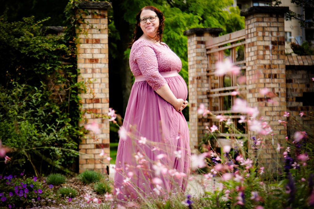 Pregnancy photographer London Ontario
