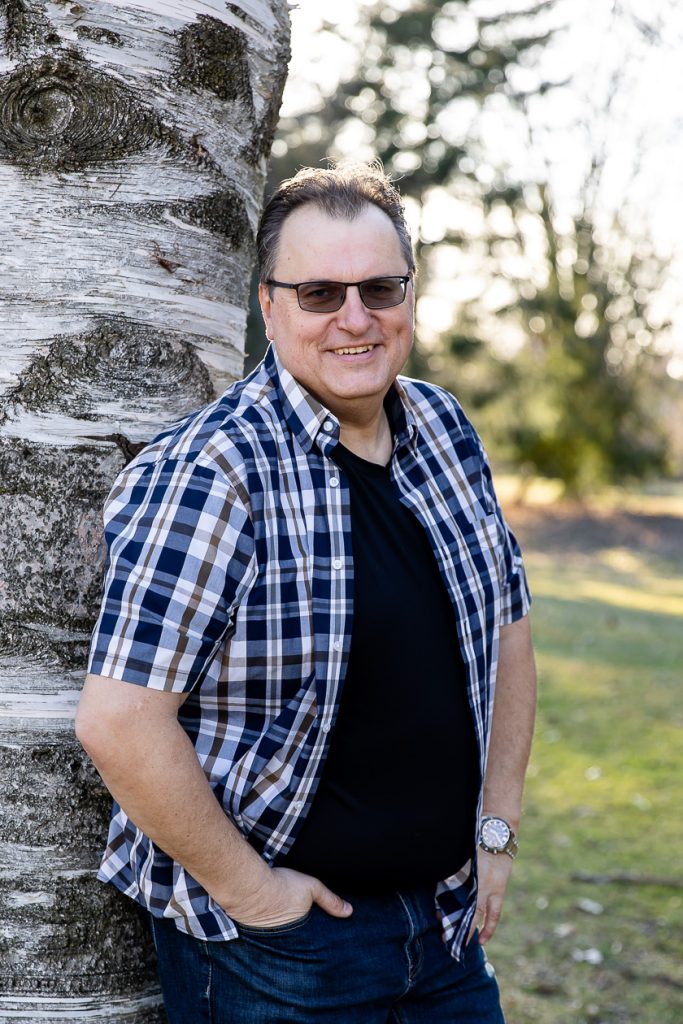 Winter engagement session at Gibbons Park